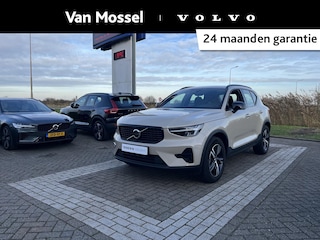 Volvo XC40 B4 Plus Dark