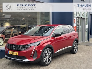 Peugeot 3008 1.6 HYbrid 225 PK Allure | Navigatie | Plug-In Hybride | Climate Control | Cruise Control | Camera | LED Verlichting | 18" Lichtmetalen Velgen | All Season Banden | Stoelverwarming | Parkeersensoren | Dode Hoek Bewaking |