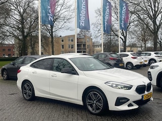 BMW 218i Executive Edition Automaat - Carplay, Digitaal Cockpit, Half Leer, Cruise