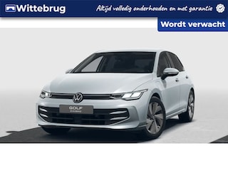 Volkswagen Golf 1.5 eHybrid 204PK DSG Life Edition / Achteruitrijcamera / Getint Glas / 17'' LMV / VW