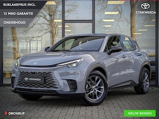 Lexus LBX Business Line 2WD | Comfort + Safety Pack | Stoel- stuurverwarming | BSM | PDC V+A | ACC | Camera