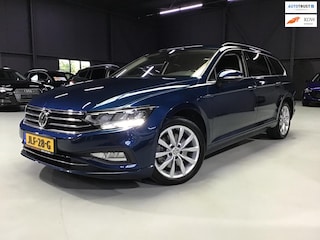 Volkswagen Passat Variant 1.5 TSI Comfort Business I Dealer Onderh. I 1e Eigen. I Navi I Clima I Cruise I Trekhaak I Camera I Led.