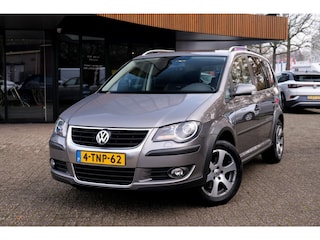 Volkswagen Touran 2.0 TDI Cross|7-Zitter|Carplay/AndroidAuto|Schuifdak|Standkachel|Stoelverwarming|Youngtimer
