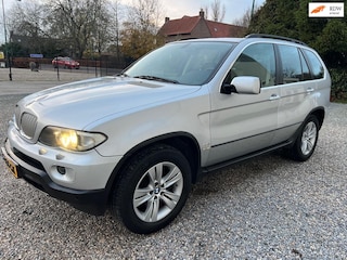 BMW X5 4.4i V8 LEER.XENON.NAVI.YOUNGTIMER!