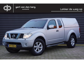 Nissan Navara 2.5 dCi LE Double Cab - 4WD - CLIMATE CONTR. - CRUISE CONTR. - TREKHAAK -