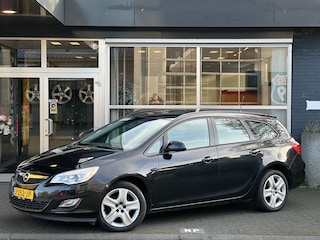 Opel Astra Sports Tourer 1.4 Turbo Edition TREKHAAK / NAVI / CRUISE / STOELVERWARMING / STUURVERWARMING