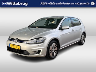 Volkswagen Golf E-DITION / Virtual Cockpit / LED / Navigatie / Parkeersensoren / 16"