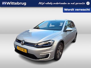 Volkswagen Golf E-DITION / Virtual Cockpit / LED / Navigatie / Parkeersensoren / 16"