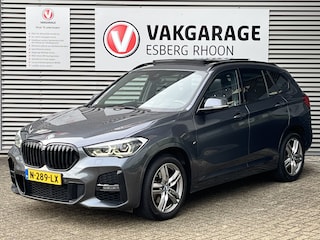 BMW X1 xDrive20i High Executive NAVI,PANO,HUD,FULL LED