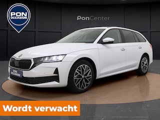 Skoda Octavia Combi 1.5 TSI 150 PK DSG Business Edition | CarPlay | Adaptive Cruise | Getint Glas | 17" | Navigatie |
