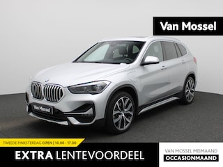 BMW X1 xDrive25e Executive | PANO-SCHUIFDAK | HEAD-UP | STOELVERWARMING | CAMERA | NAVIGATIE | SPORTSTOELEN