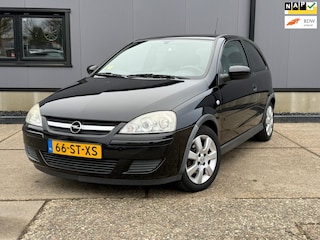 Opel Corsa 1.4-16V Silverline