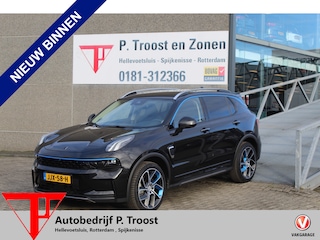 Lynk & Co 01 1.5 Full options/Ook in Black Pack te leveren !!! Alles geheel zwart wat nu blauw is