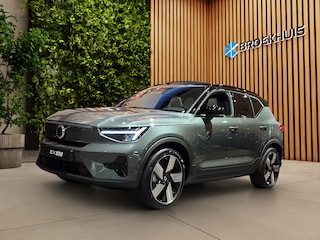 Volvo EX40 185 kW Single Motor Extended Range RWD Ultra Dark | Trekhaak | 360 Camera | Panoramadak | Pilot Assist | 20" Velgen