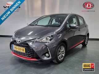 Toyota Yaris 1.0 VVT-i Design Red / Cruise Control
