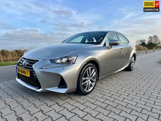 Lexus IS 300h Hybrid Business Line, Leder, Camera, PDC, Navi, Stoelverwarming, Schuifdak