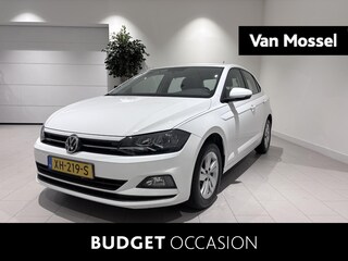 Volkswagen Polo 1.0 TSI Comfortline 95 PK | Apple Carplay | Trekhaak | Adaptive Cruise Control | Lichtmetalen Velgen | Navigatie | LED Dagrijverlichting | Bluetooth | Alarm | DAB Radio | Snelheidsbegrenzer | Verlichting Automatisch |