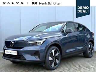 Volvo EC40 Single Motor Extended Range 82 kWh Plus | Panoramadak | Premium audio by Harman Kardon | Apple carplay/Android auto | Verwarmbare voorstoelen en stuurwiel | Warmtepomp | Denim Blue metallic | 19 inch Lichtmetalen velgen| Dak in contrasterend Black Stone Solid