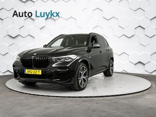 BMW X5 xDrive45e High Executive M-Sport | 21'' L.M. Velgen | Panoramadak | Elektrische Achterklep