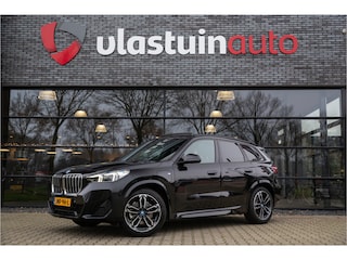 BMW X1 xDrive25e , Panoramadak, 360°camera, Sfeerverlichting,