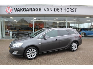 Opel Astra Sports Tourer 1.4 Turbo Cosmo Climate control , Trelhaak , Cruise control , Bluetooth Navigatie ,