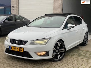 Seat Leon 1.8 TSI FR Business/AUTOMAAT/ 1e EIG/ dealeronderhouden/ 1jaar apk/ volle opties.