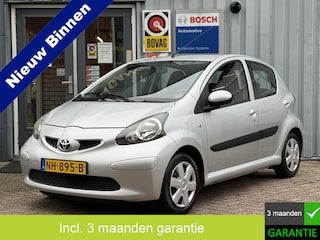 Toyota Aygo 1.0-12V | AIRCO | 5DRS | ALLSEASON BANDEN | ELEKTR PAKKET |