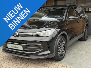 Volkswagen Tiguan 1.5 eTSI Life,Carpl,Trekh,Led,Cam 360,Adap cruise