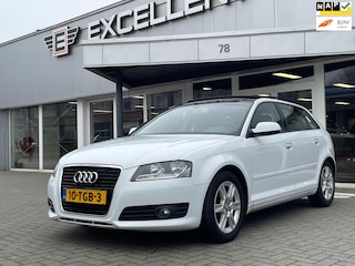Audi A3 Sportback 1.2 TFSI Attraction Pro Line | Panoramadak