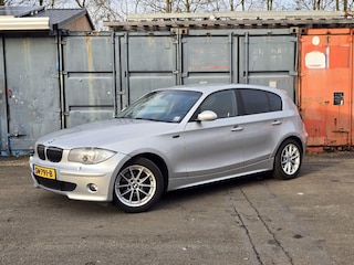 BMW 116i | Xenon | Luxe uitgevoerd | PDC