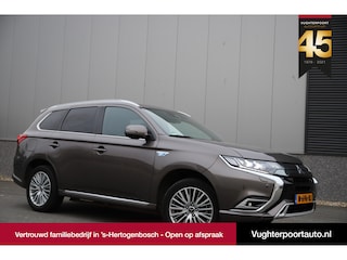 Mitsubishi Outlander 2.4 PHEV 4WD*Instyle*Sunroof/Leder/Adaptive/360Cam/Carplay/Trekhaak