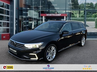 Volkswagen Passat 1.4 TSI DSG GTE CAMERA/ACC/TREKHAAK/NAVI/CARPLAY/ELEK.ACHTERKLEP/STOELVERW.