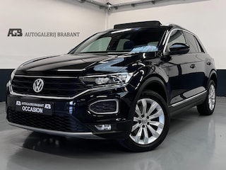 Volkswagen T-Roc 1.5 TSI Sport Pano/Carplay/ACC/LaneAssit