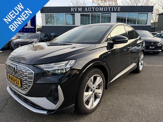 Audi Q4 45 quattro S LINE 77 kWh VAN: 40.900,- VOOR: 37.770,- UW EINDEJAARSVOORDEEL: 3.130,- EURO | HALF LEDER | ELECTR ACHTERKLEP | SONOS AUDIO | CAMERA | ELECTR ACHTERKLEP | RIJKLAARPRIJS!