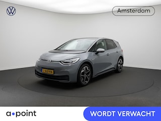 Volkswagen ID.3 First Plus 58 kWh 204 pk | Navigatie | Trekhaak (afneembaar) | Parkeersensoren | Achteruitrijcamera | Matrix LED koplampen | Stoelverwarming |