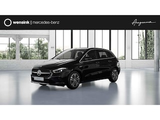 Mercedes-Benz B-klasse 180 Business Solution Luxury Line | Achteruitrijcamera | Panoramaschuifdak | Trekhaak | MULTIBEAM LED |