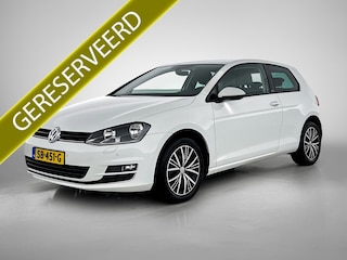 Volkswagen Golf 1.2 TSI Trendline / Navi / Cruise / Lmv 16" / Park pilot / Privacy Glass / Stoelverw. / Apk 03-2026