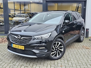 Opel Grandland X 1.2 Turbo Business Executive + KEYLESS + LM VELGEN + CAMERA + COMFORTSTOELEN