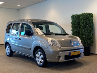 Renault Kangoo Rolstoelauto 3+1