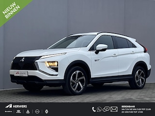 Mitsubishi Eclipse Cross 2.4 PHEV Intense / 8 Jaar Fabrieksgarantie**  / Dealer onderhouden / 1.500 kg trekgewicht / ChadeMo snelladen / Navigatie via Apple Carplay Android / Stoelverwarming / 18" LM wielen /