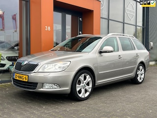 Skoda Octavia Combi 1.2 TSI Elegance|6BAK|Xenon|Navi|Cruise