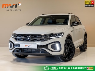 Volkswagen T-Roc 1.5 TSI R-Line Blackstyle / 150pk / Stoel en stuur verwarming / Achteruitrij camera / Keyless /