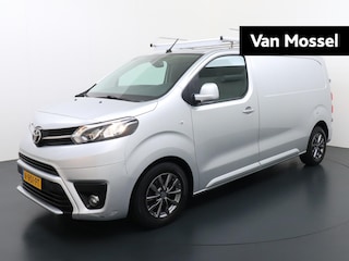 Toyota Proace 1.6 D-4D Professional | Navigatie | 3 persoons | Betimmerd | Trekhaak