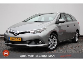 Toyota Auris Touring Sports 1.8 Hybrid Now Automaat, Keyless/Entry, Navigatie, Climate/CruiseControl, Achteruitrijcamera, 16'' inch LM velgen