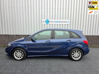 Mercedes-Benz B-klasse 180 Ambition automaat / Trekhaak / Cruisecontrole / Navi