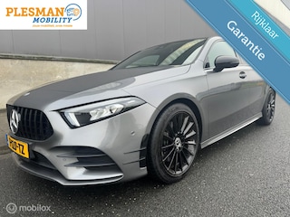 Mercedes-Benz A-klasse 220 4MATIC Premium Plus * AMG * Schuifdak *