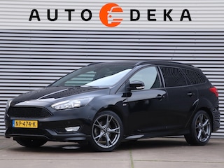 Ford Focus Wagon 1.5 EcoBoost ST-Line *Navigatie*Trekhaak*