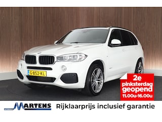 BMW X5 xDrive30d 259pk High Executive M-Sport Panoramadak Trekhaak Leder Memory Camera Keyless Navigatie