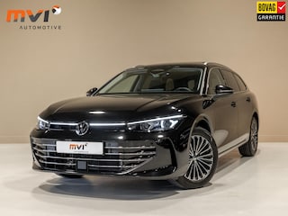 Volkswagen Passat Variant 1.5 eTSI Elegance Business / 150pk / Panorama dak / Trekhaak / Dodehoek / Stoel en stuur verwarming /