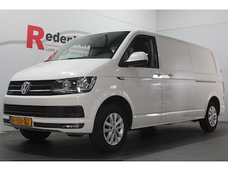 Volkswagen Transporter 2.0 TDI L2H1 Highline - Dubb. deur - Navi / PDC / Trekhaak